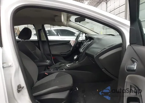 2013 Ford Focus Se z USA, uszkodzony, nr VIN 1FADP3F27DL237473